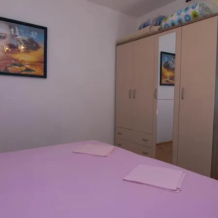 Sandra A2+1*** Veli Losinj