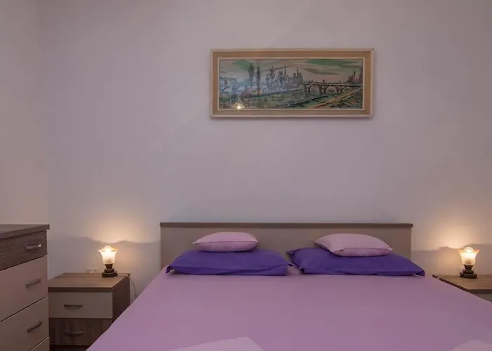 Sandra A2+1*** Veli Lošinj