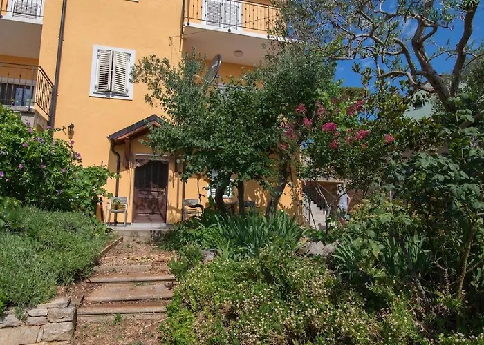 Appartamento Sandra A2+1*** *